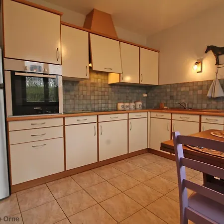 Familiale Avec Jardin, Proche Du Haras Du Pin, Calme Et Agreable - Fr-1-497-173